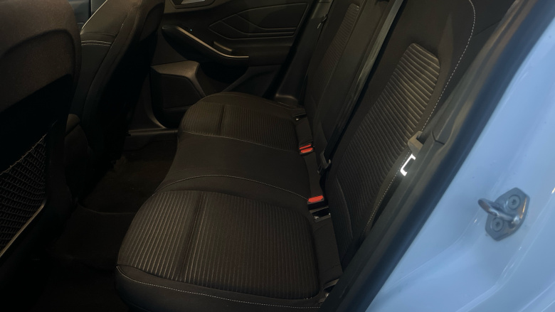 Ford Focus 1.0 EcoBoost Hybrid mHEV 125 Titanium Edition 5dr Petrol Hatchback